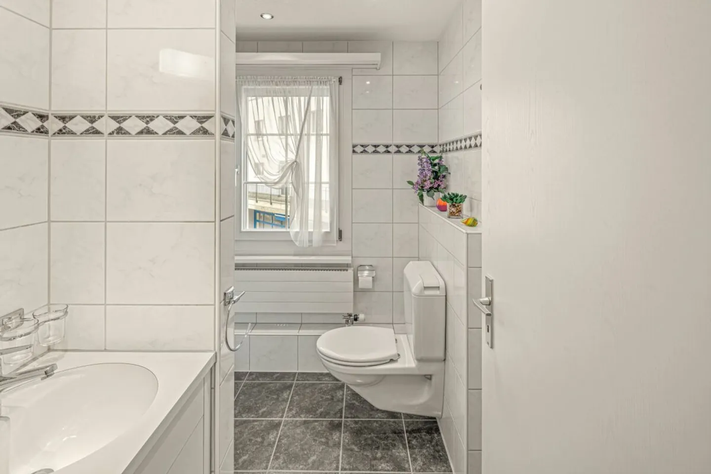 Grosszügiges Reiheneckhaus - viel Raum für Familie, Freizeit & Ideen - Foto 11 di 17