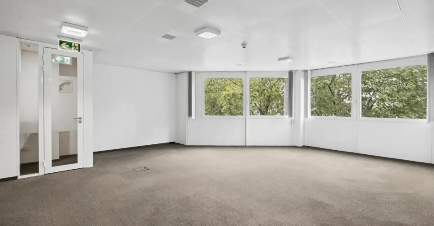 Verwaltungsflächen in Charmilles - Foto 11 von 12