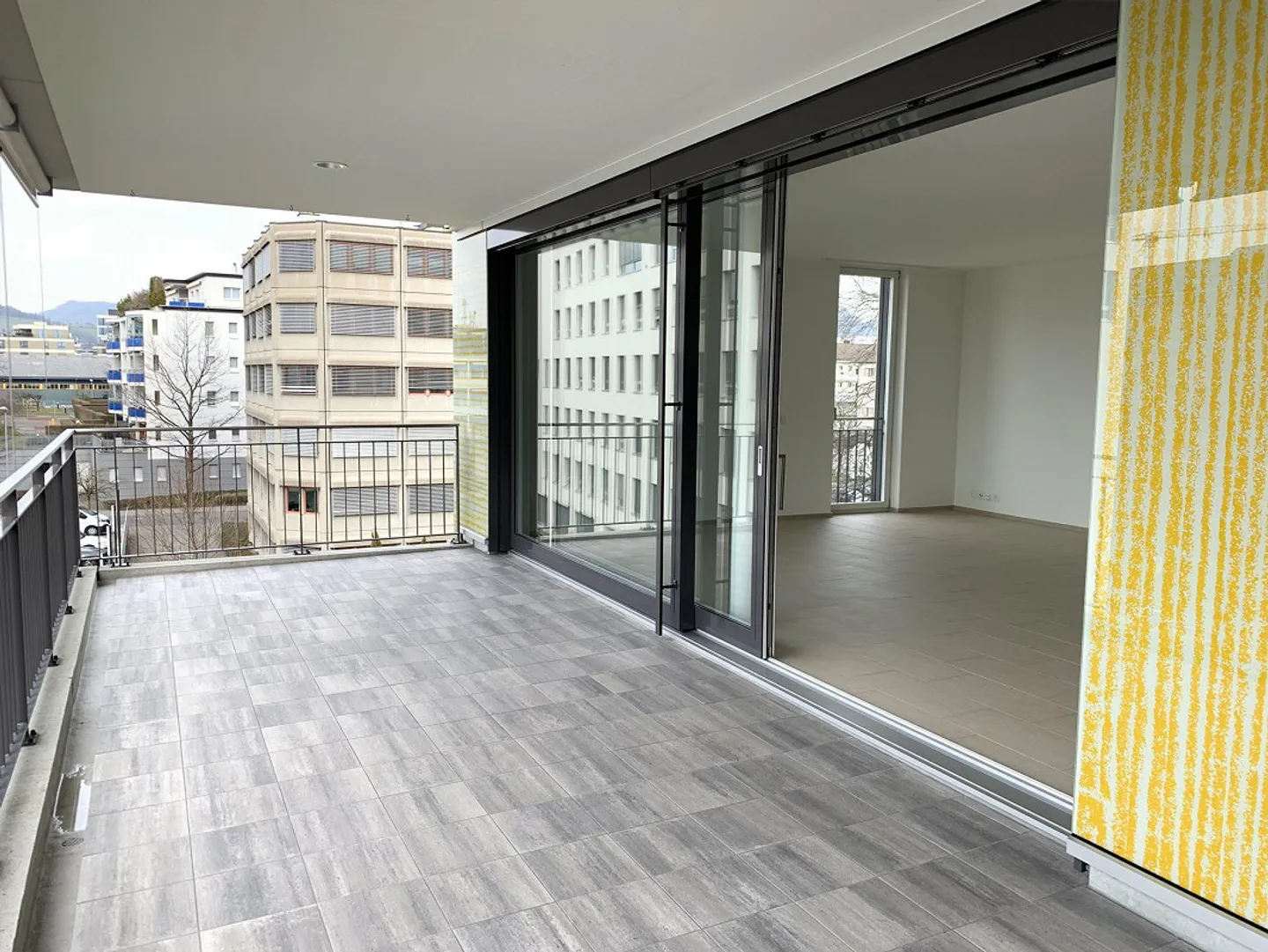 Appartamento spazioso e luminoso di 3,5 stanze (112 m2) - Foto 10 di 30