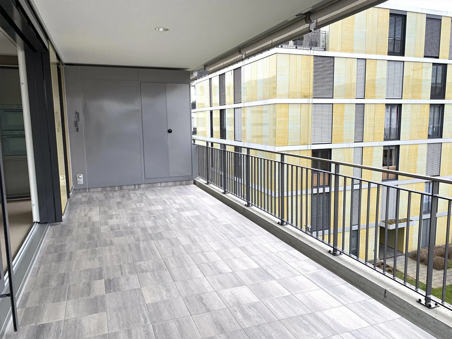 Appartamento spazioso e luminoso di 3,5 stanze (112 m2) - Foto 13 di 30