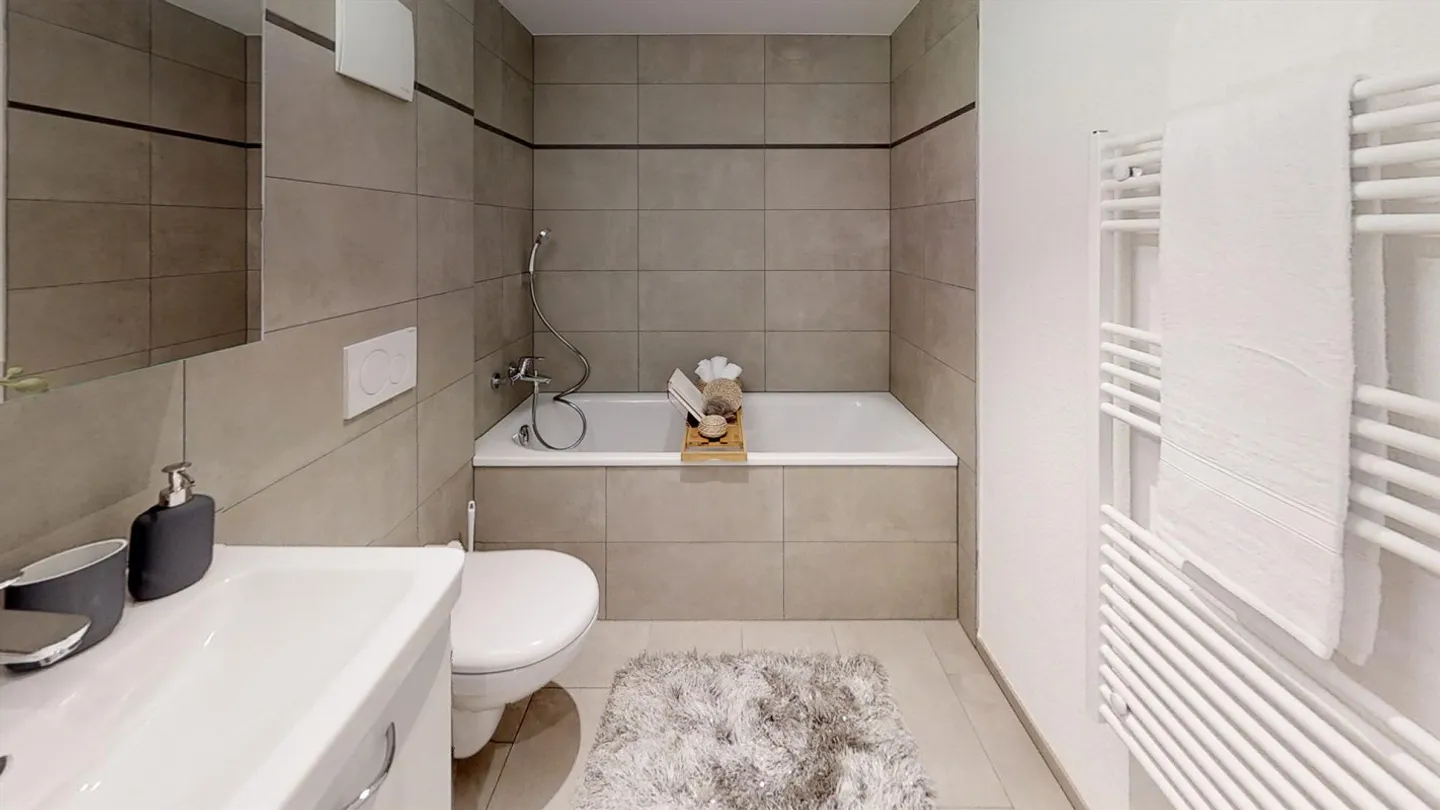 Nuovo appartamento in una posizione soleggiata - Foto 7 di 9