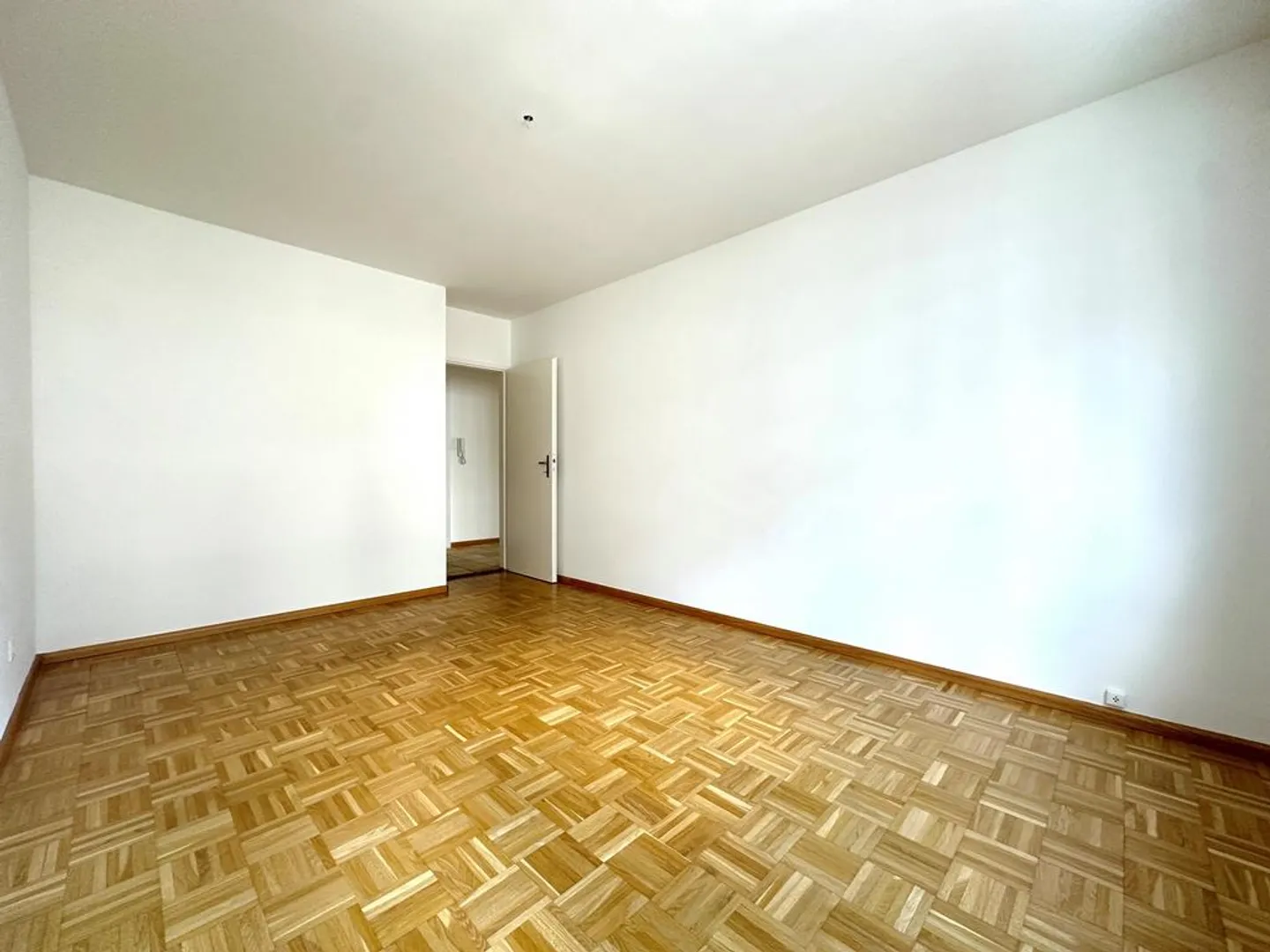 Appartement spacieux dans le quartier Gundeli - Photo 5 sur 8