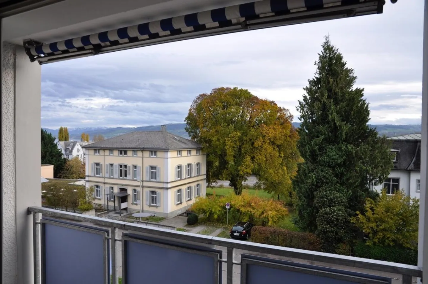 4-room apartment - Photo 1 of 6