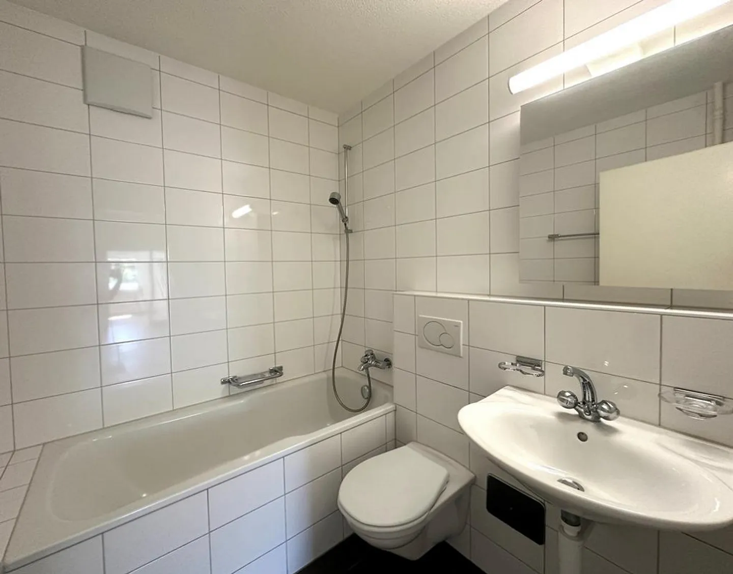 Appartement spacieux dans le quartier Gundeli - Photo 6 sur 8