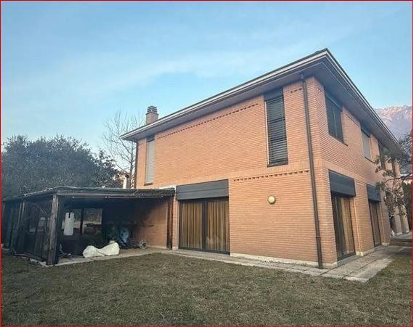 *Casa unifamiliare* - Foto 1 di 13