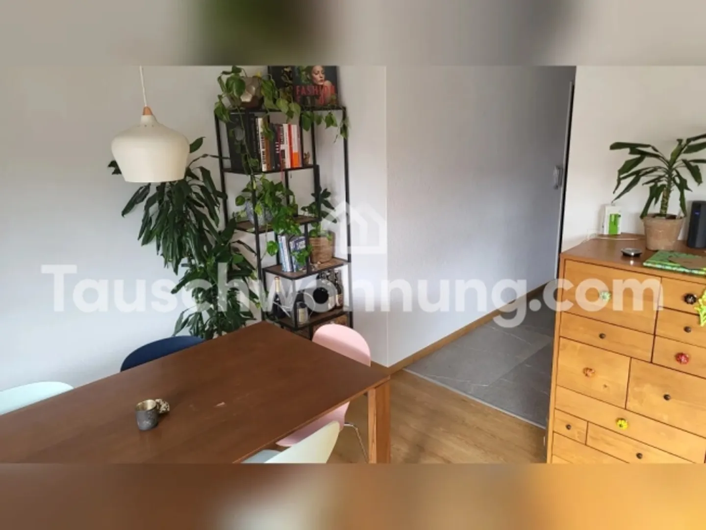 [APPARTAMENTO IN SCAMBIO] Bellissimo grande appartamento 3.5 contro appartamento 2.5 - Foto 2 di 11