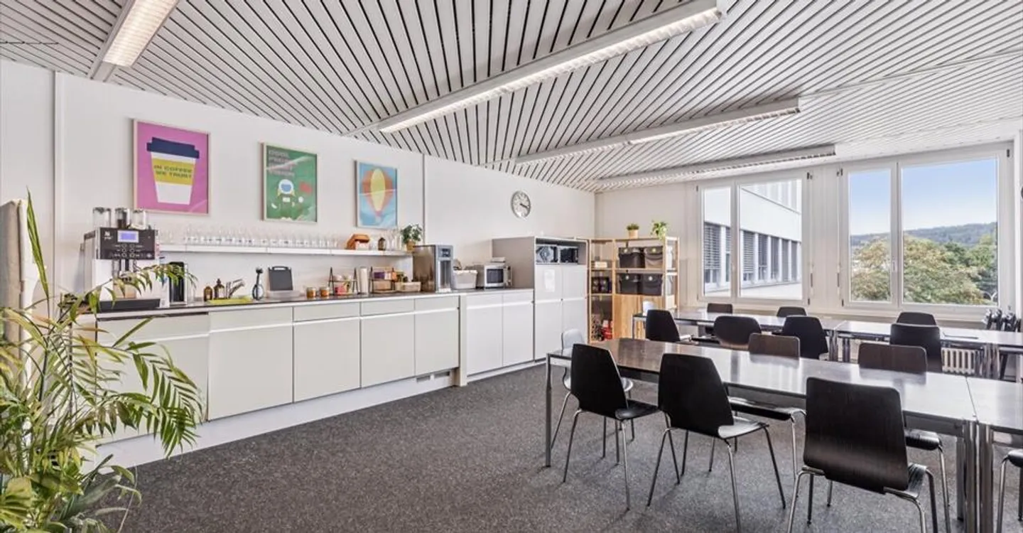 Your new office with a view - Inspiring and diverse! - Photo 2 of 12