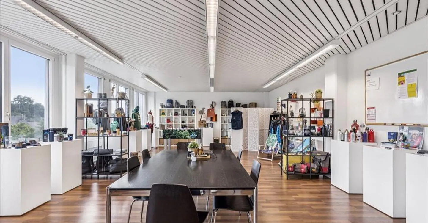 Your new office with a view - Inspiring and diverse! - Photo 4 of 12
