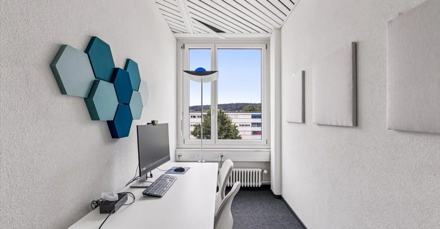Your new office with a view - Inspiring and diverse! - Photo 9 of 12