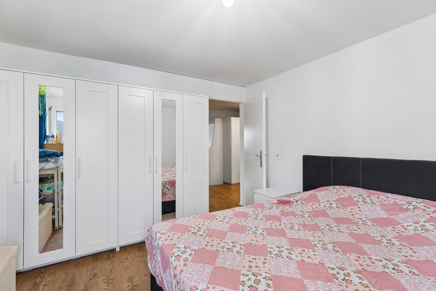 Renovierte Wohnung mit Aussicht - Foto 5 von 8