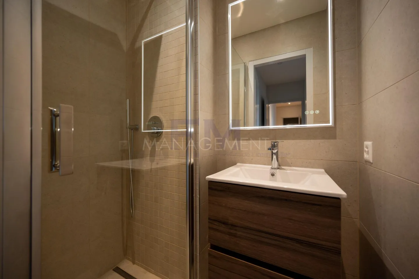 Route de Frontenex - 5 rooms of approx. 103 m² on the 5th floor - Photo 9 of 15