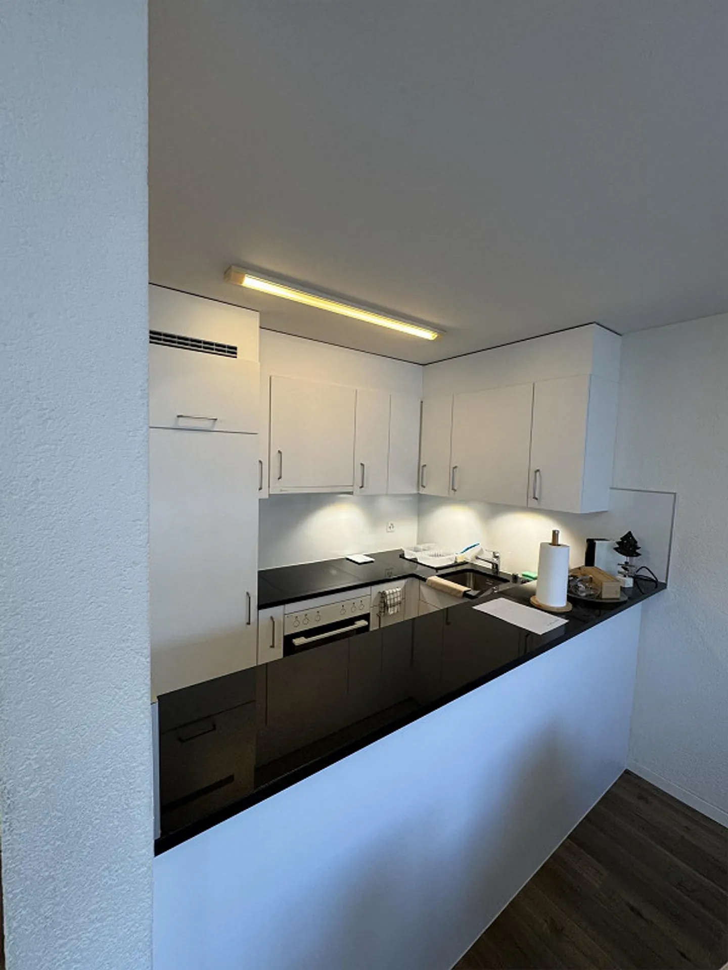 Möblierte 2.5 Zimmer Wohnung - Foto 2 von 9