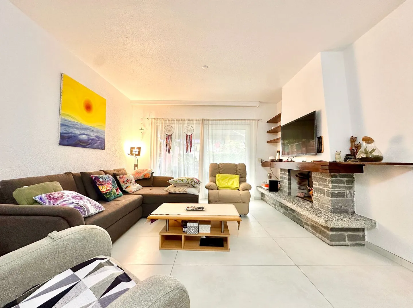 Maison jumelée avec charme, lumière et jardin - Photo 7 sur 13