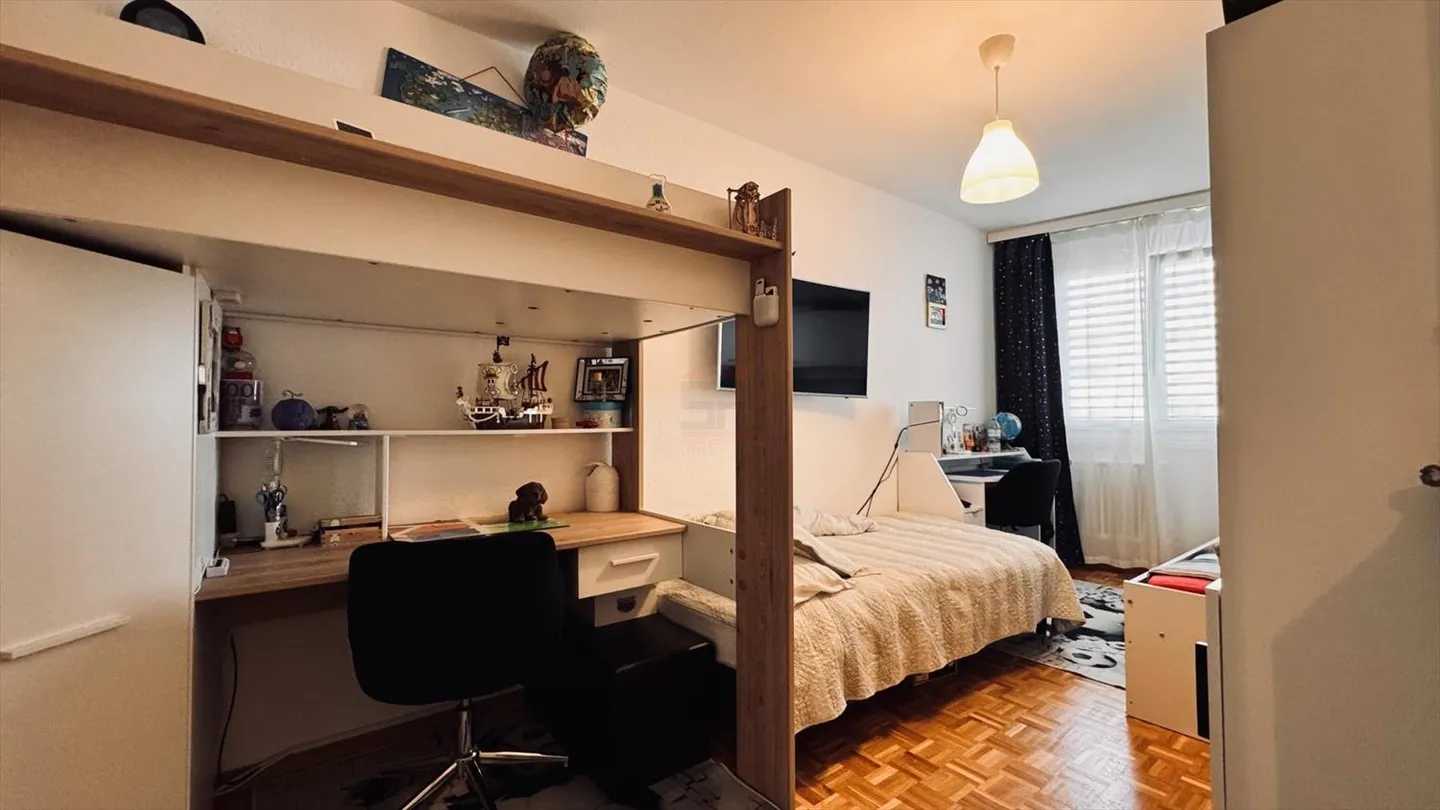 Vier-Zimmer-Wohnung 83 m², mit freier Sicht und frisch renoviert - Foto 6 von 7