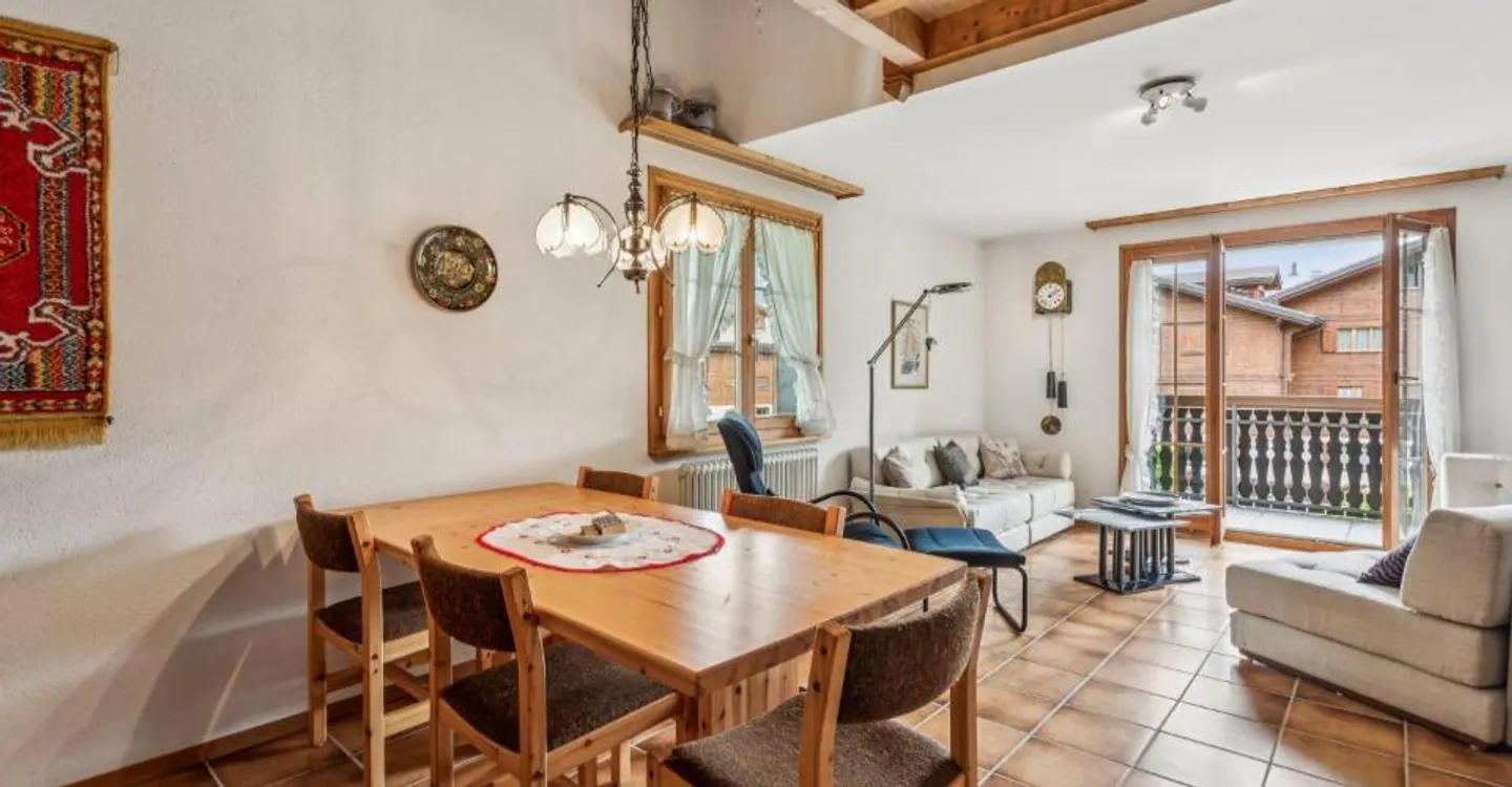 Vivere con il fascino di un chalet - Accogliente appartamento duplex di 3,5 stanze - Foto 1 di 7