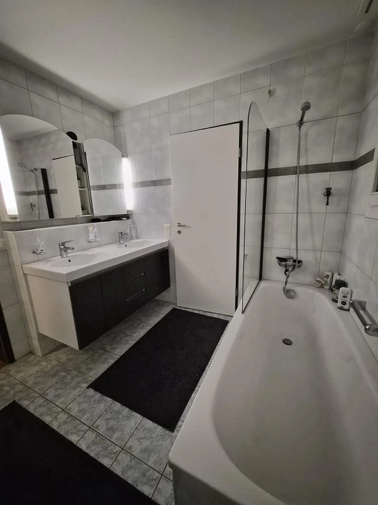 Appartamento con terrazza panoramica a Immensee - Foto 11 di 13