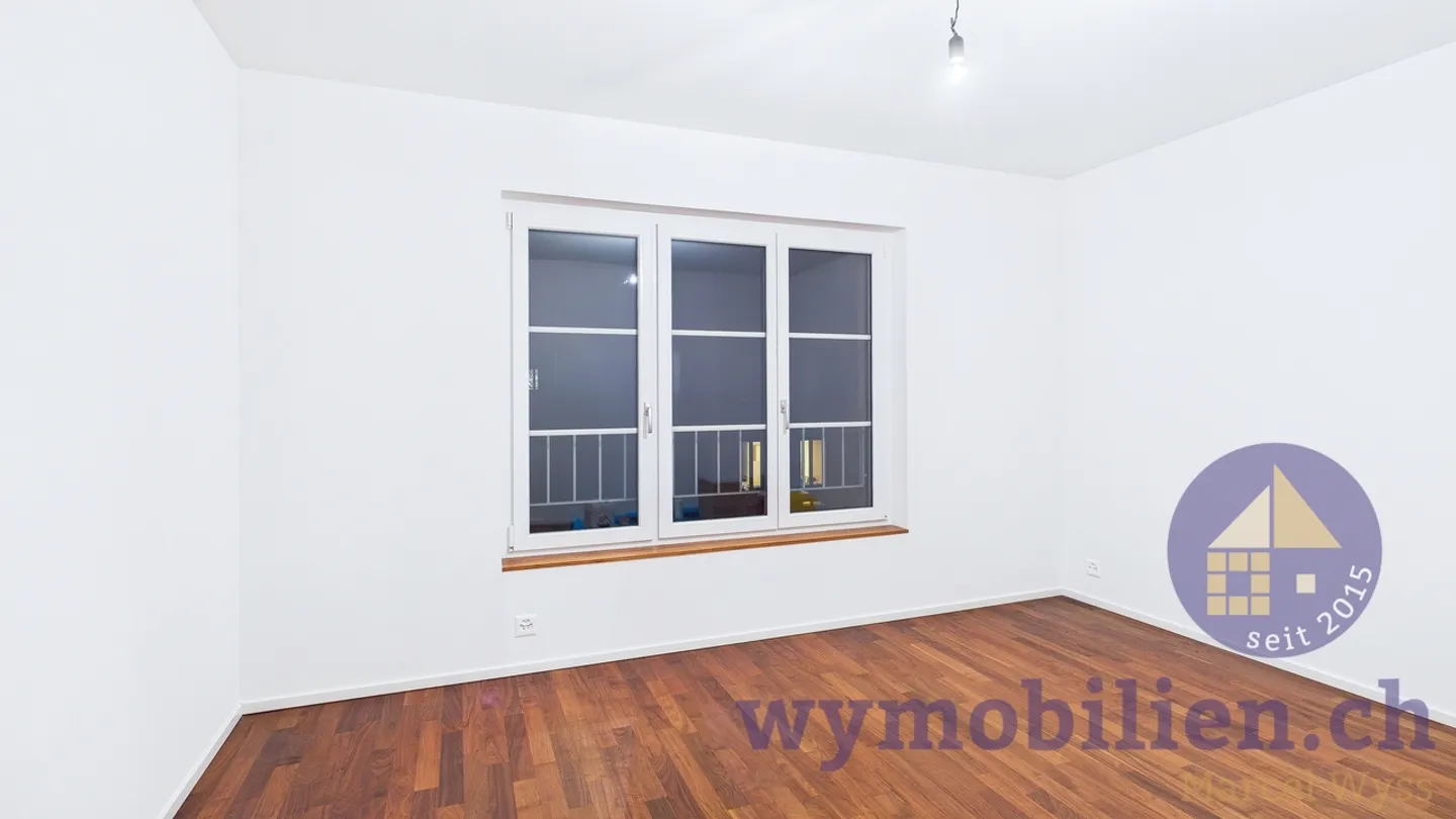 Appartamento 3.5 locali ristrutturato di alta qualità con 2 terrazze + cucina XXL - Foto 11 di 13