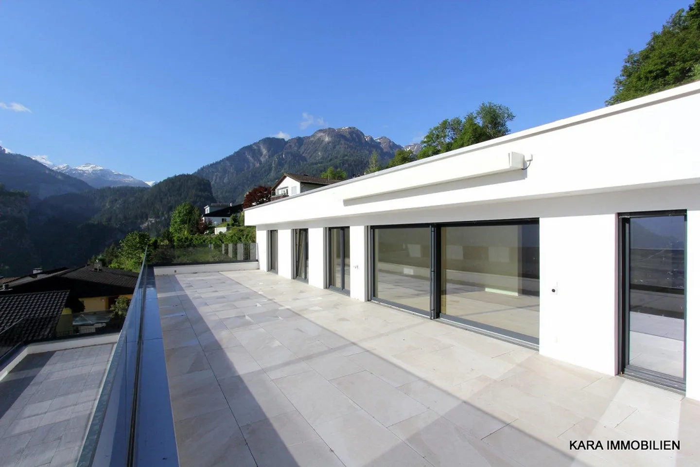 Extravagant Living - with panoramic view! - Photo 11 of 12