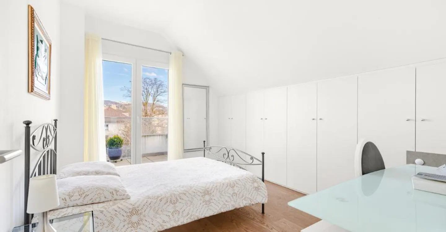 Duplex Stupendo a Pully - Foto 10 di 12