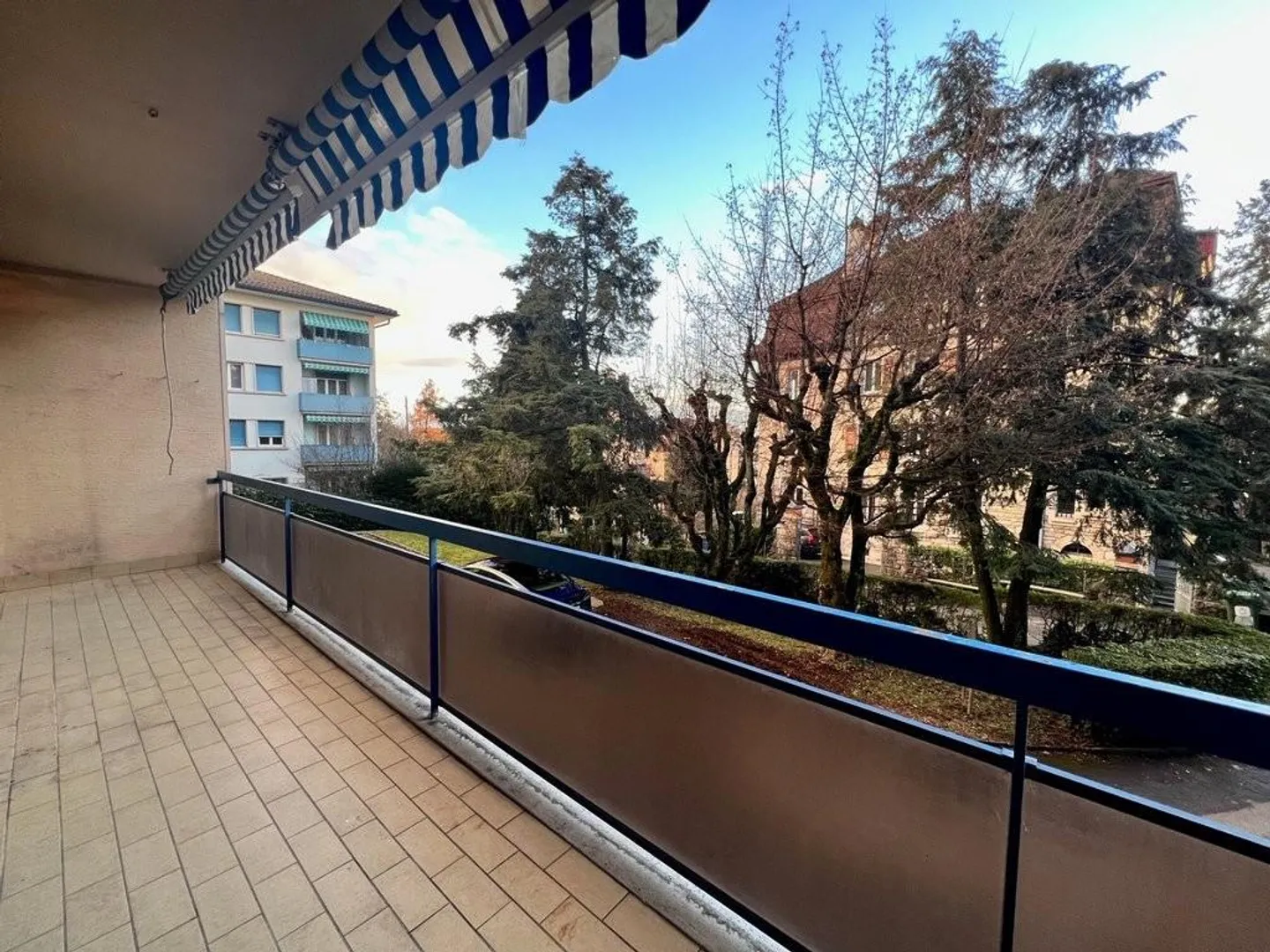 In der Nähe von Annehmlichkeiten - Foto 2 von 5