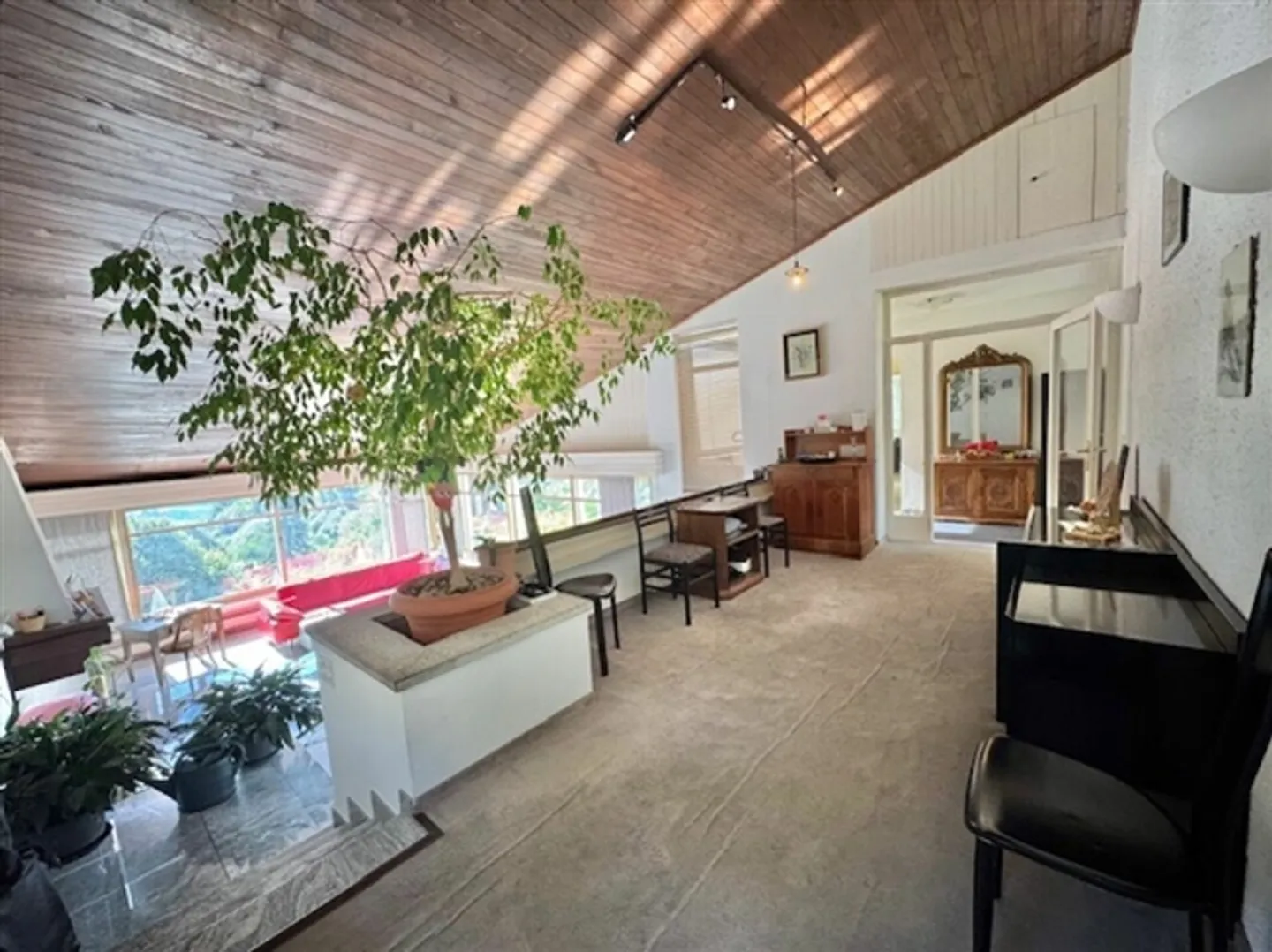 FOR SALE IN VAL RESA (Brione sopra Minusio) - HOUSE WITH SWIMMING POOL AND LARGE GARDEN - Photo 18 of 20