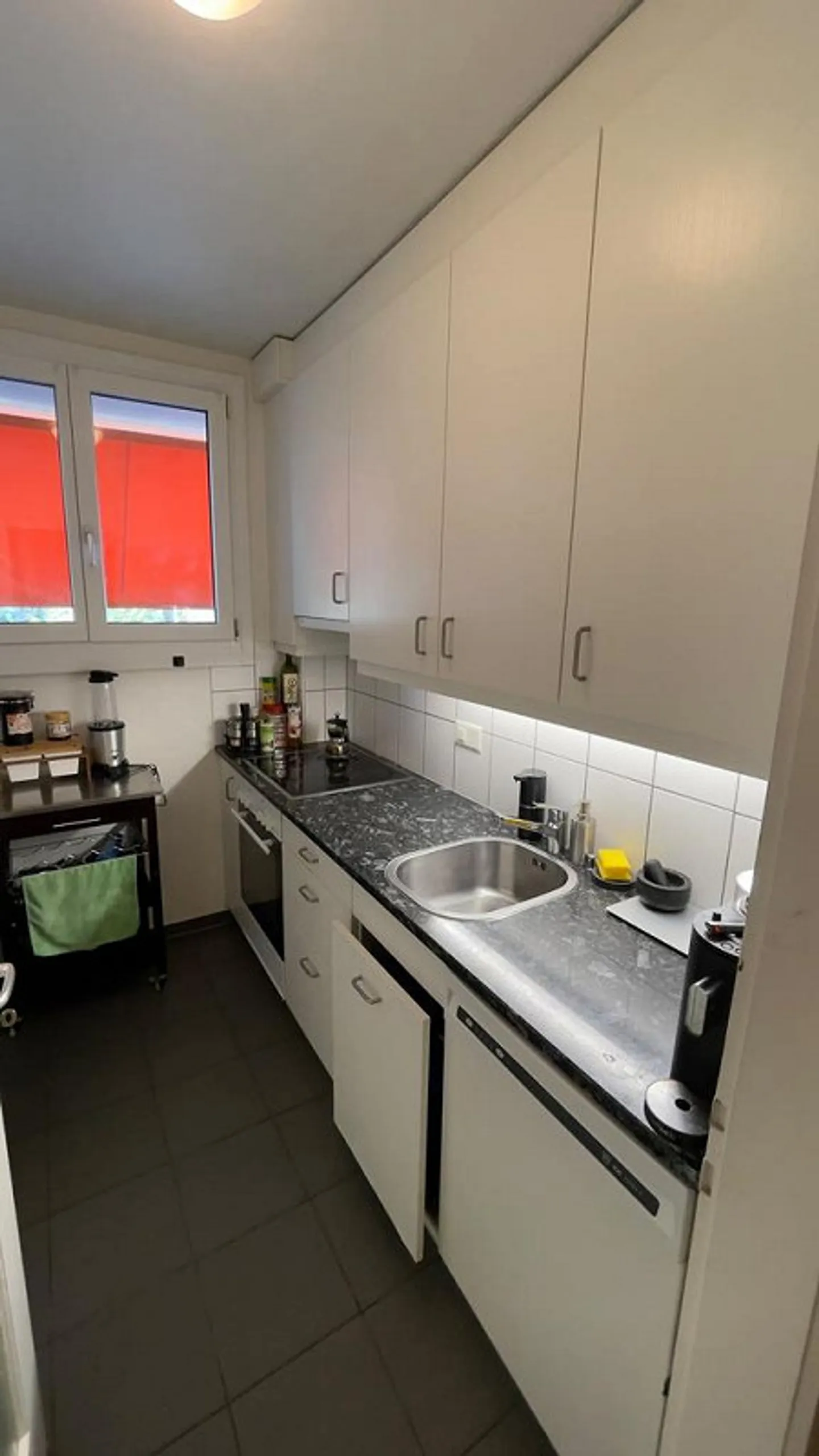 Appartamento centrale con 2 camere da letto in affitto - Foto 1 di 7