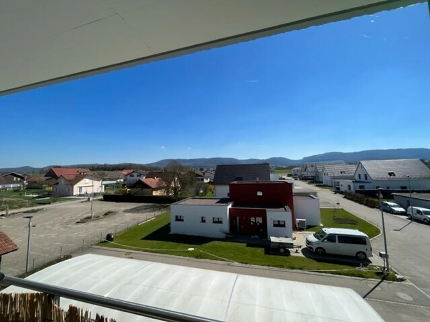 Appartement lumineux 2,5 pièces - Photo 6 sur 7