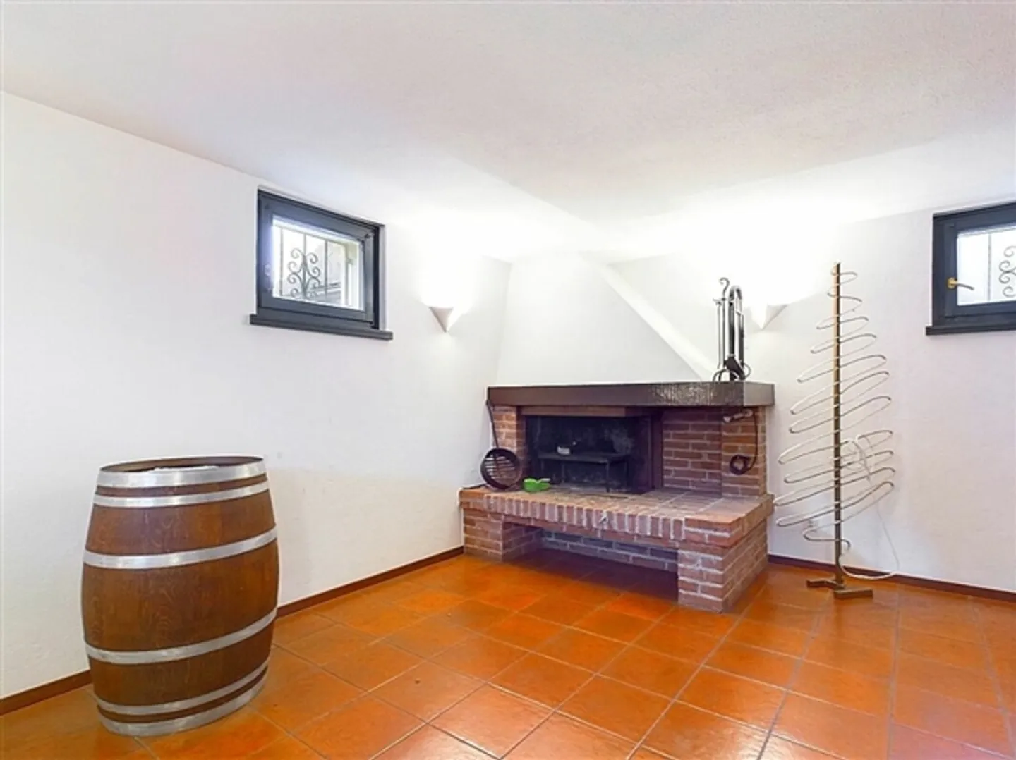 Exclusive Villa in Biasca - Living in the Heart of Ticino - Photo 13 of 20