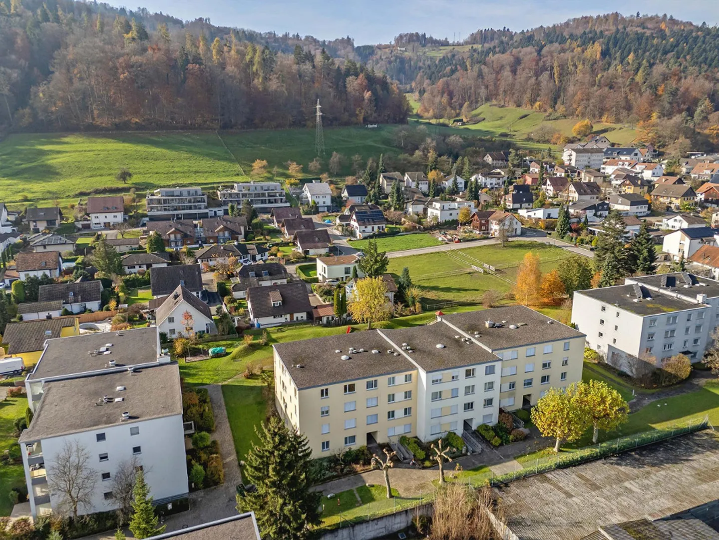 Vivere in cima con vista sul Heitersberg - Foto 1 di 11