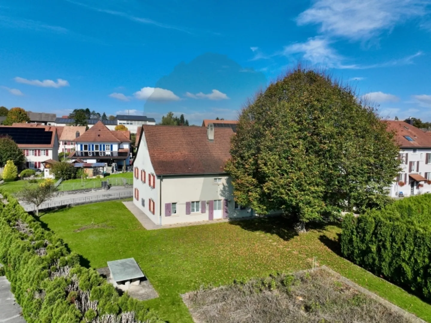 Casa caratteristica con fienile convertibile ad Alle - Foto 1 di 20