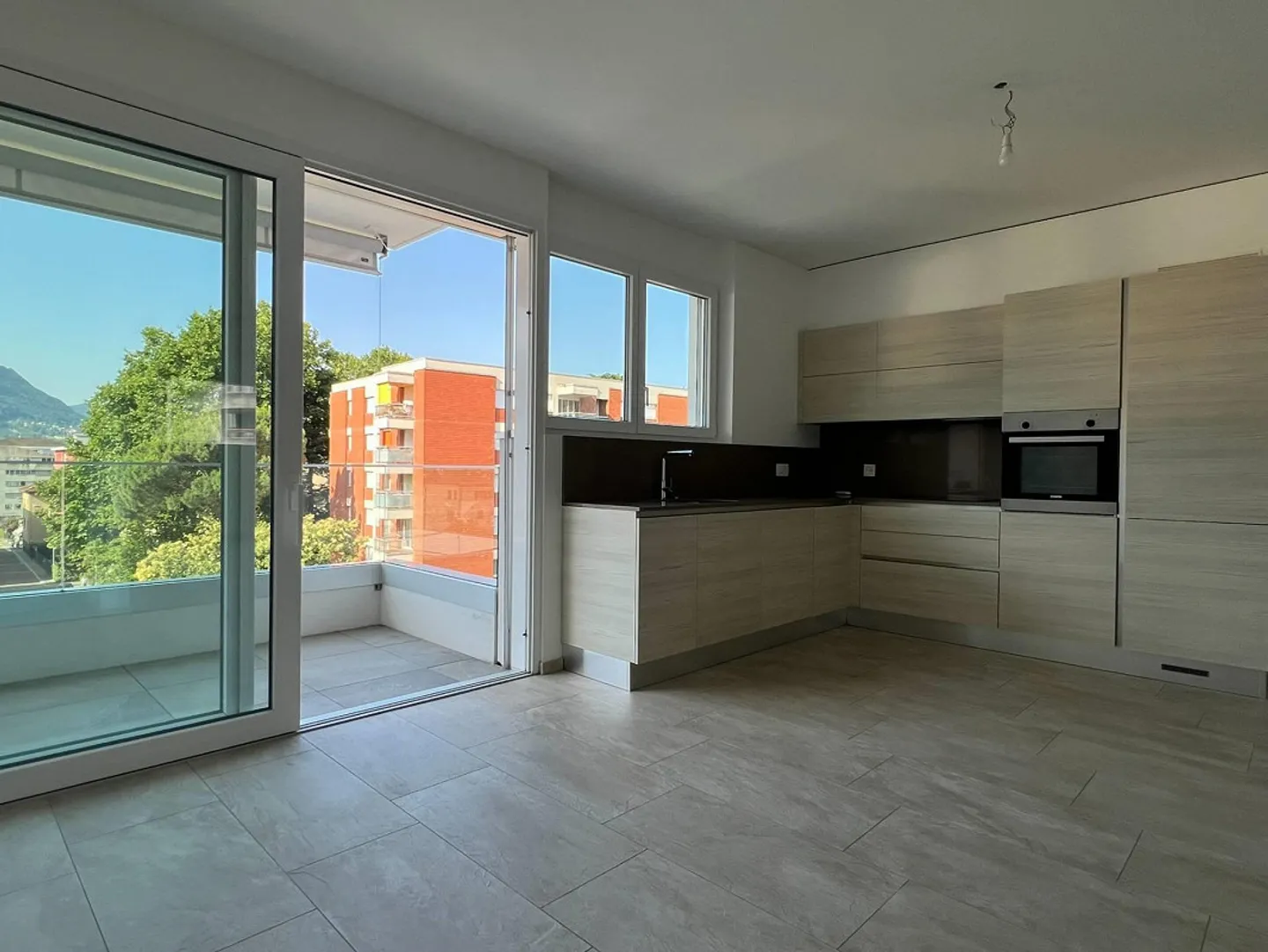 Apartment - Lugano - Photo 1 of 11