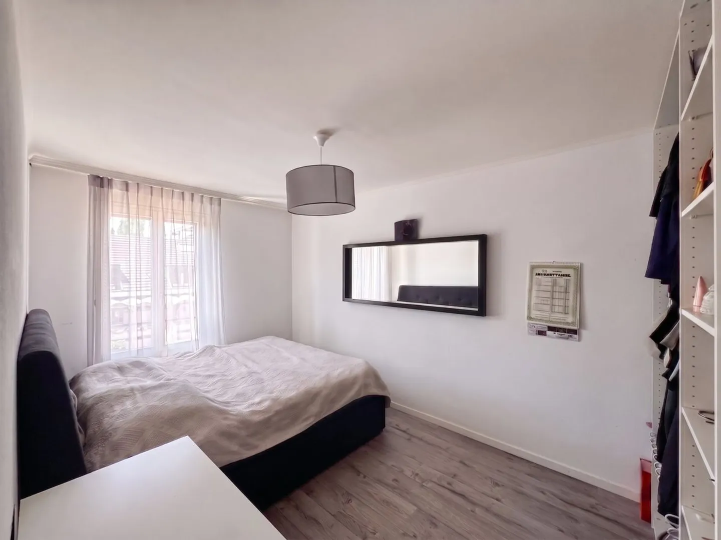 Raro! Attico triplex ristrutturato di 6 locali, vicino al centro - Foto 11 di 13
