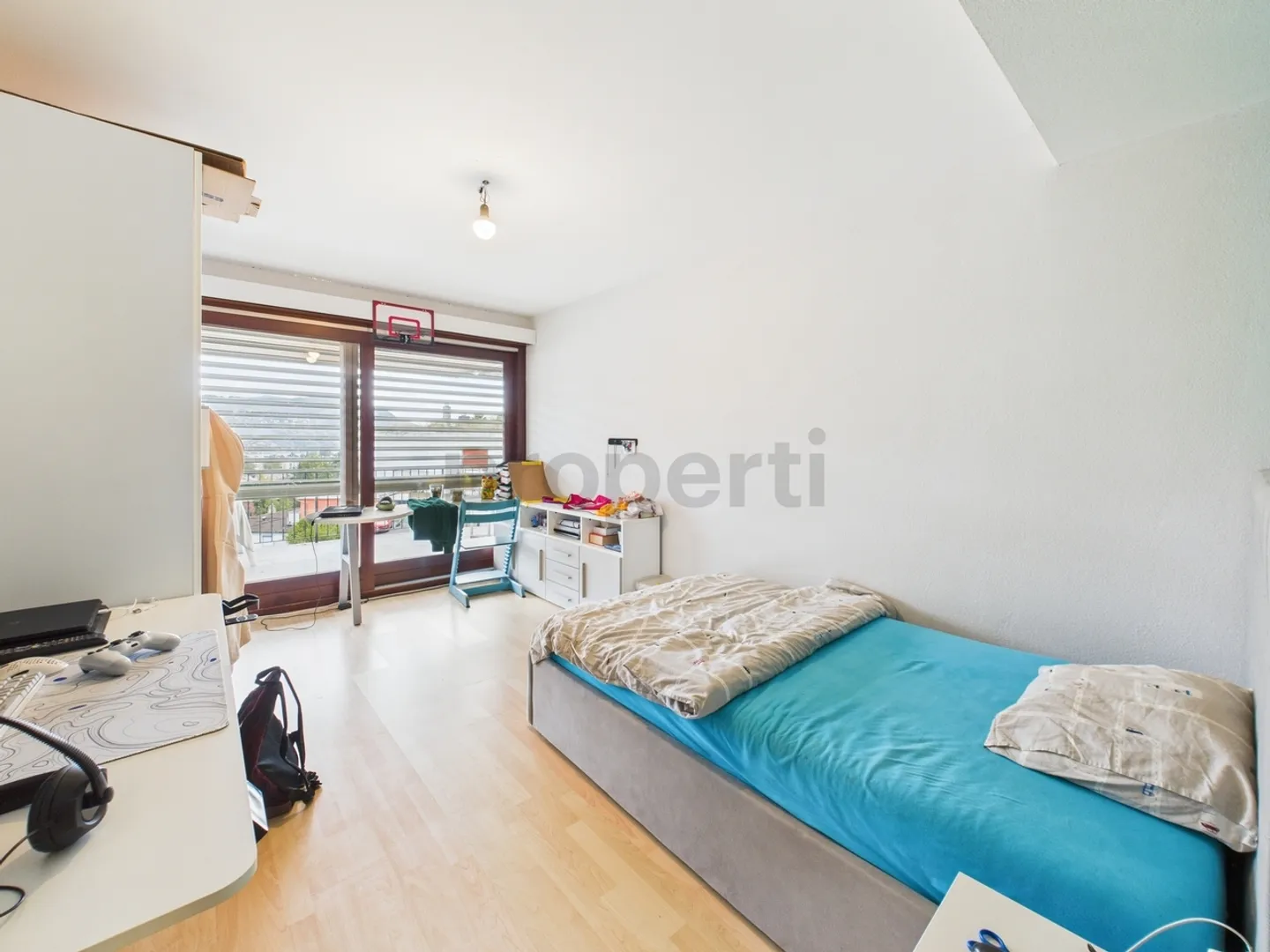 La maison parfaite pour la famille : espace, lumière et panorama (vue sur le lac) - Photo 8 sur 13