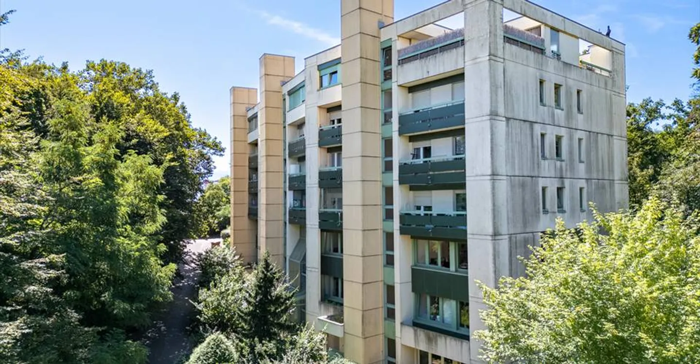 Espace Commercial Idéalement Situé - Photo 1 sur 9