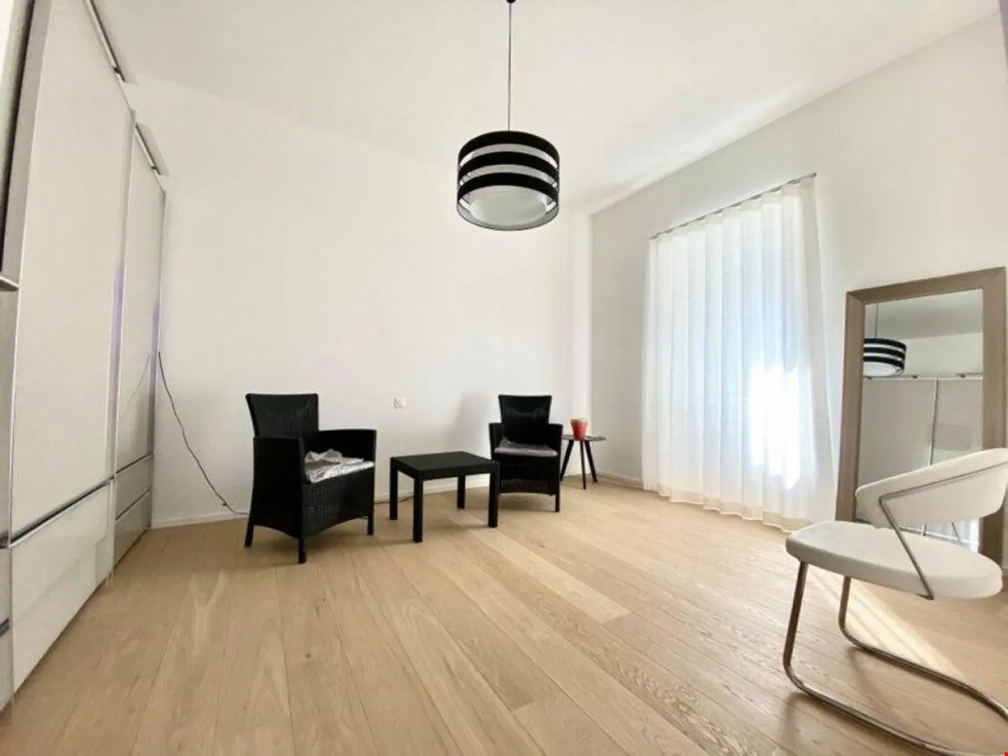 Moderno appartamento in centro a Chiasso - Foto 8 di 14