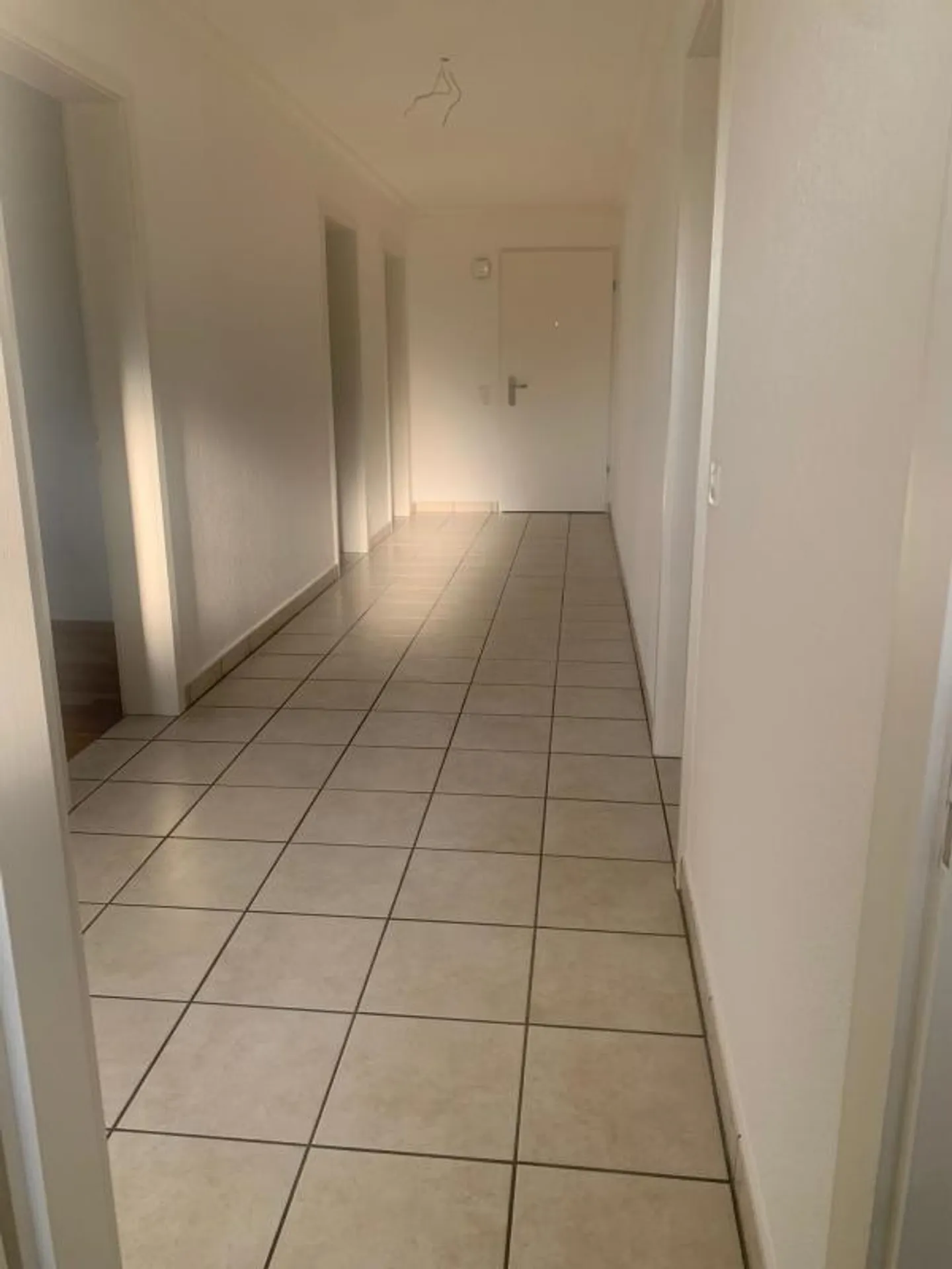 Appartement 4 pièces dans le vert et directement à côté de l'école - Photo 11 sur 12