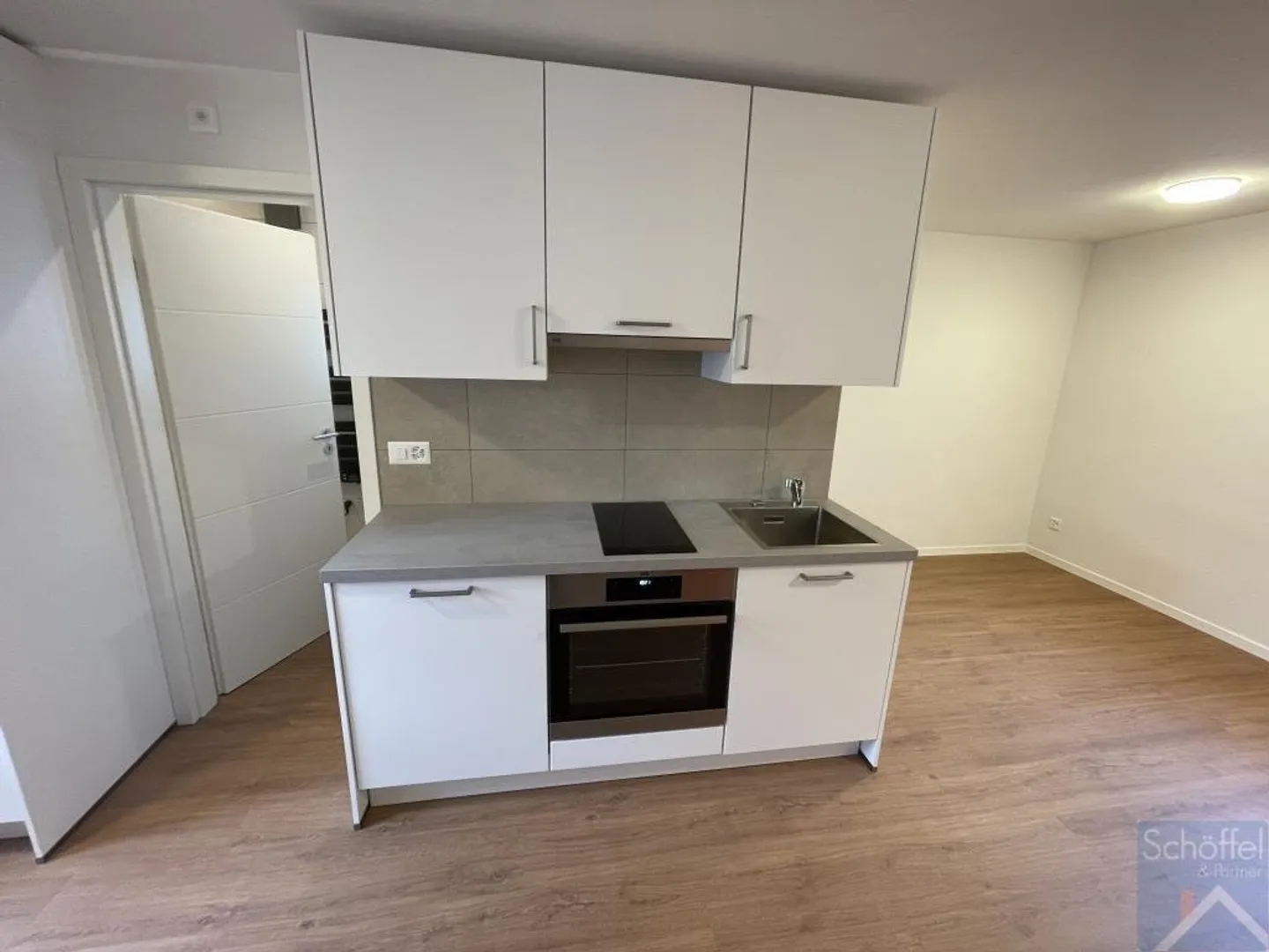 Tiny House Apartment appena ristrutturato e arredato (termine limitato) - Foto 3 di 10