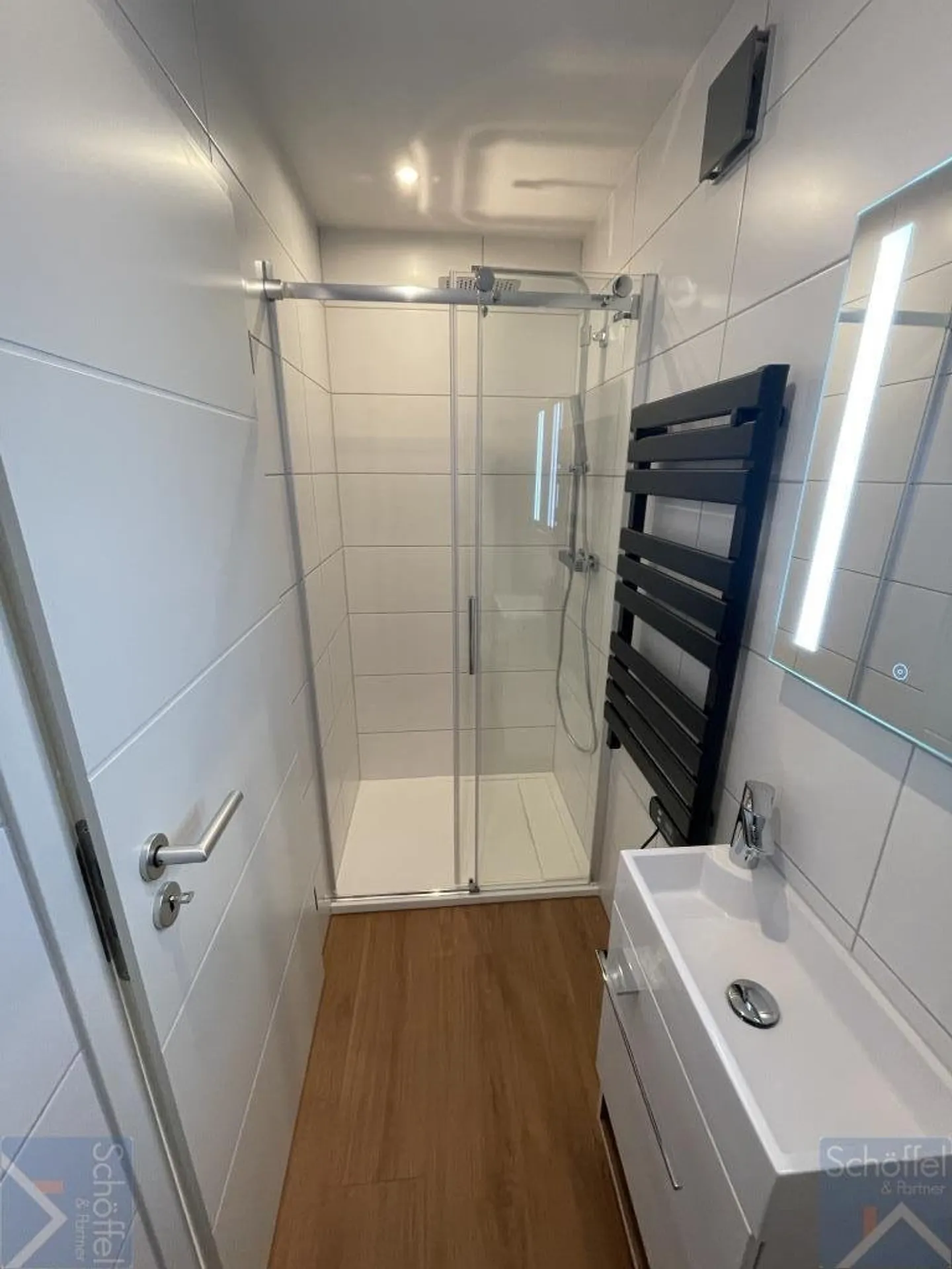 Tiny House Apartment appena ristrutturato e arredato (termine limitato) - Foto 6 di 10