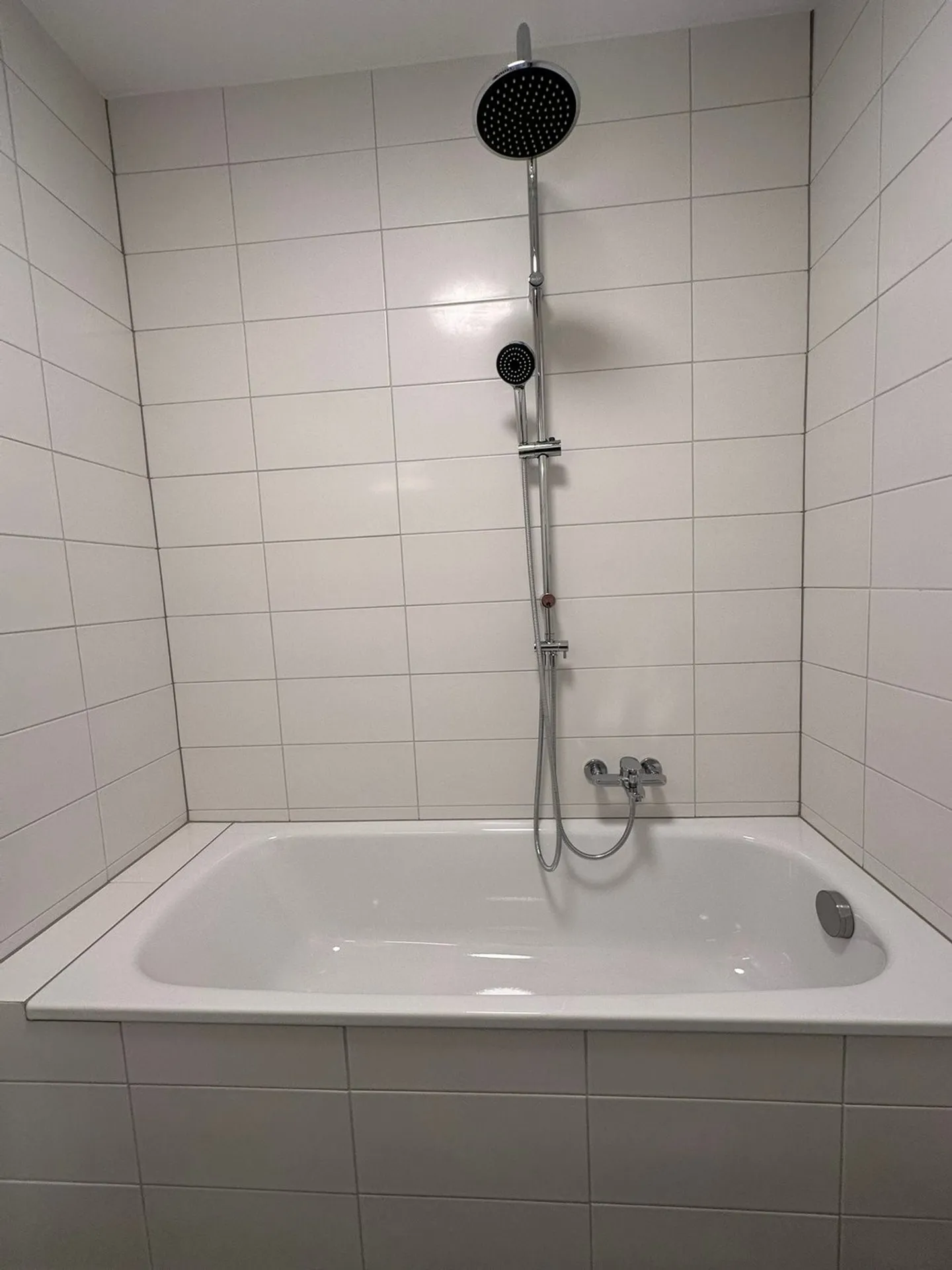 4.5 Room Renovated Apartment in Tenero - Photo 16 of 17