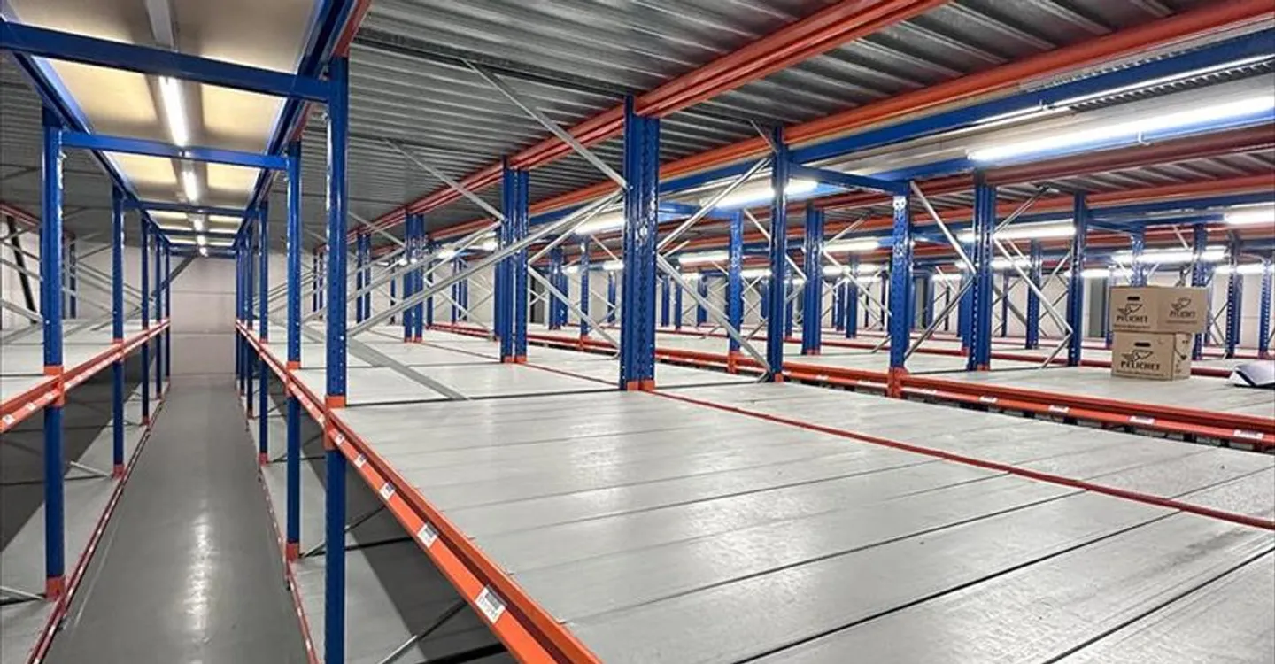 Office space for rent - Photo 5 of 6