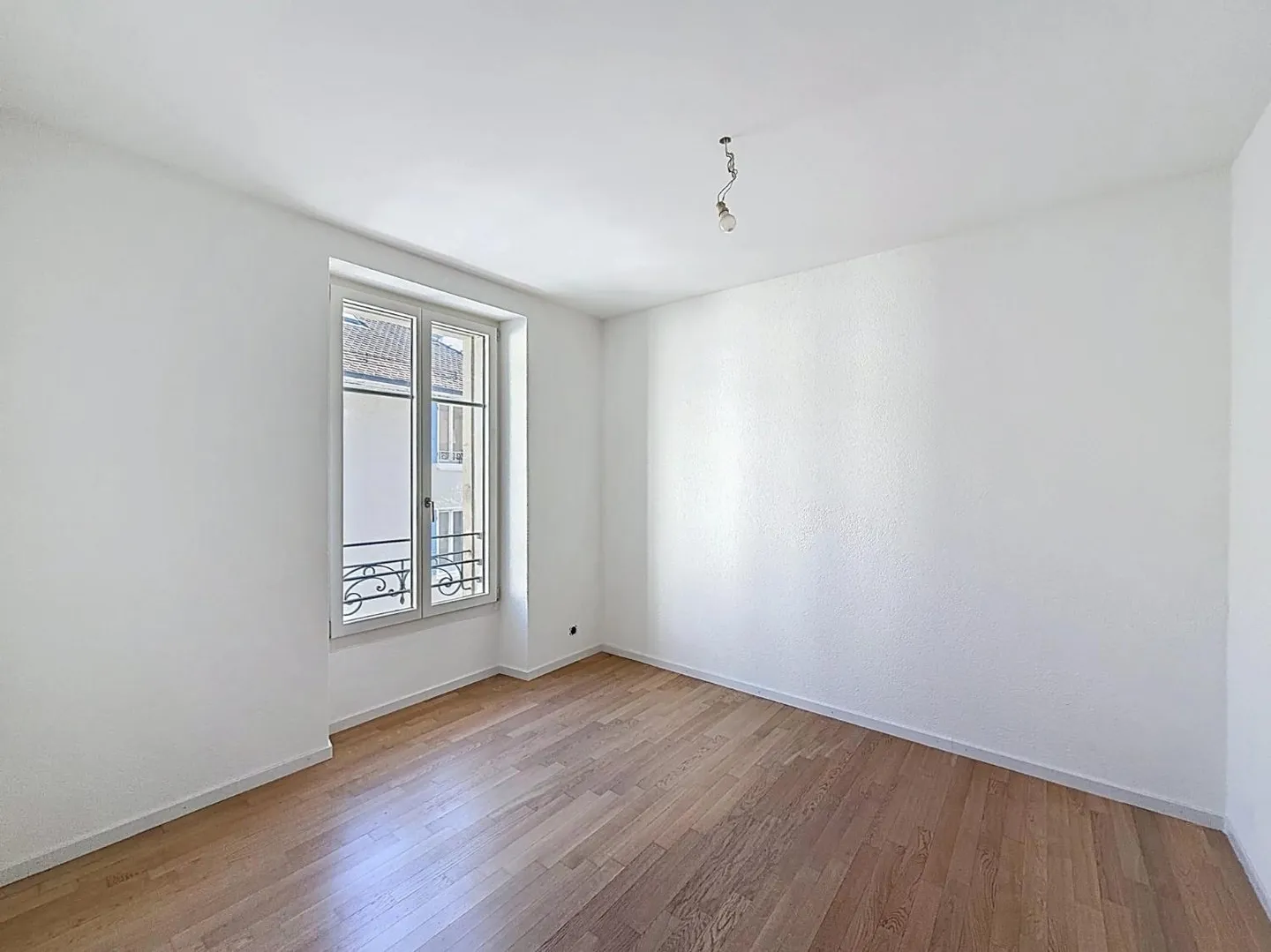 Appartement: Charme Ancien, Confort Neuf, Vue Lac - Photo 10 sur 13