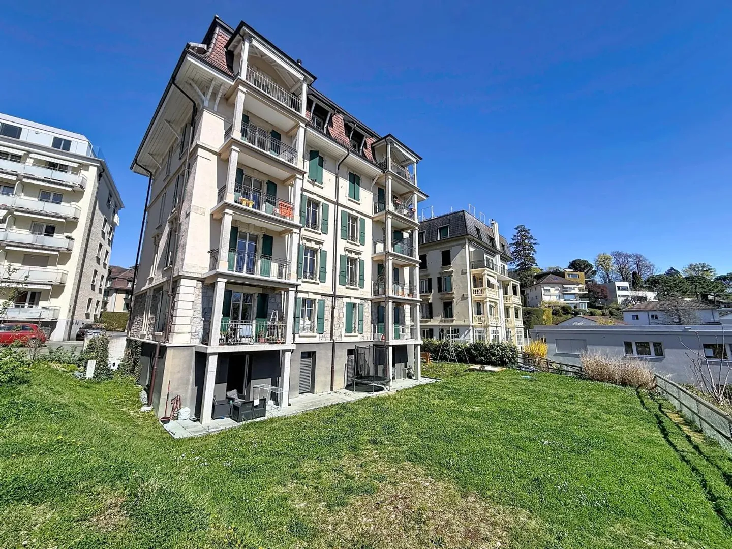 Appartement: Charme Ancien, Confort Neuf, Vue Lac - Photo 11 sur 13