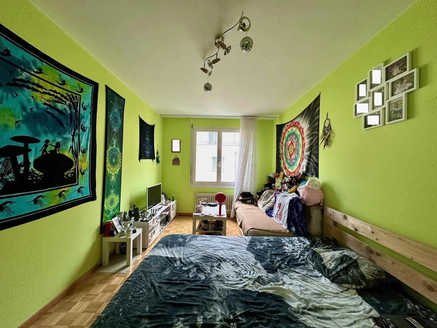 Appartement duplex attrayant de 4,5 pièces dans le quartier prisé de St. Johann - Photo 11 sur 12