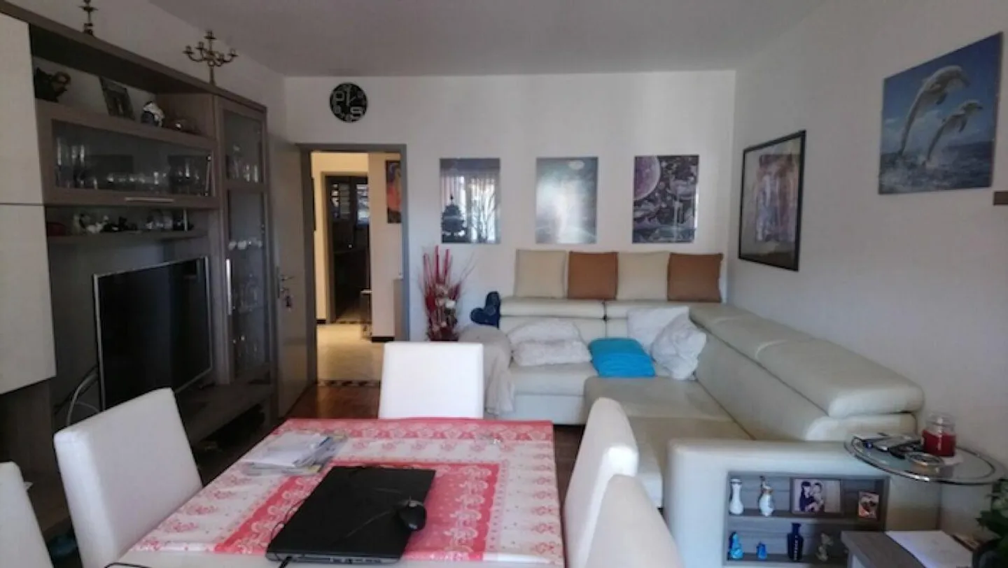 Zu verkaufen 3,5-Zimmer-Wohnung im ersten Stock - Foto 6 von 9