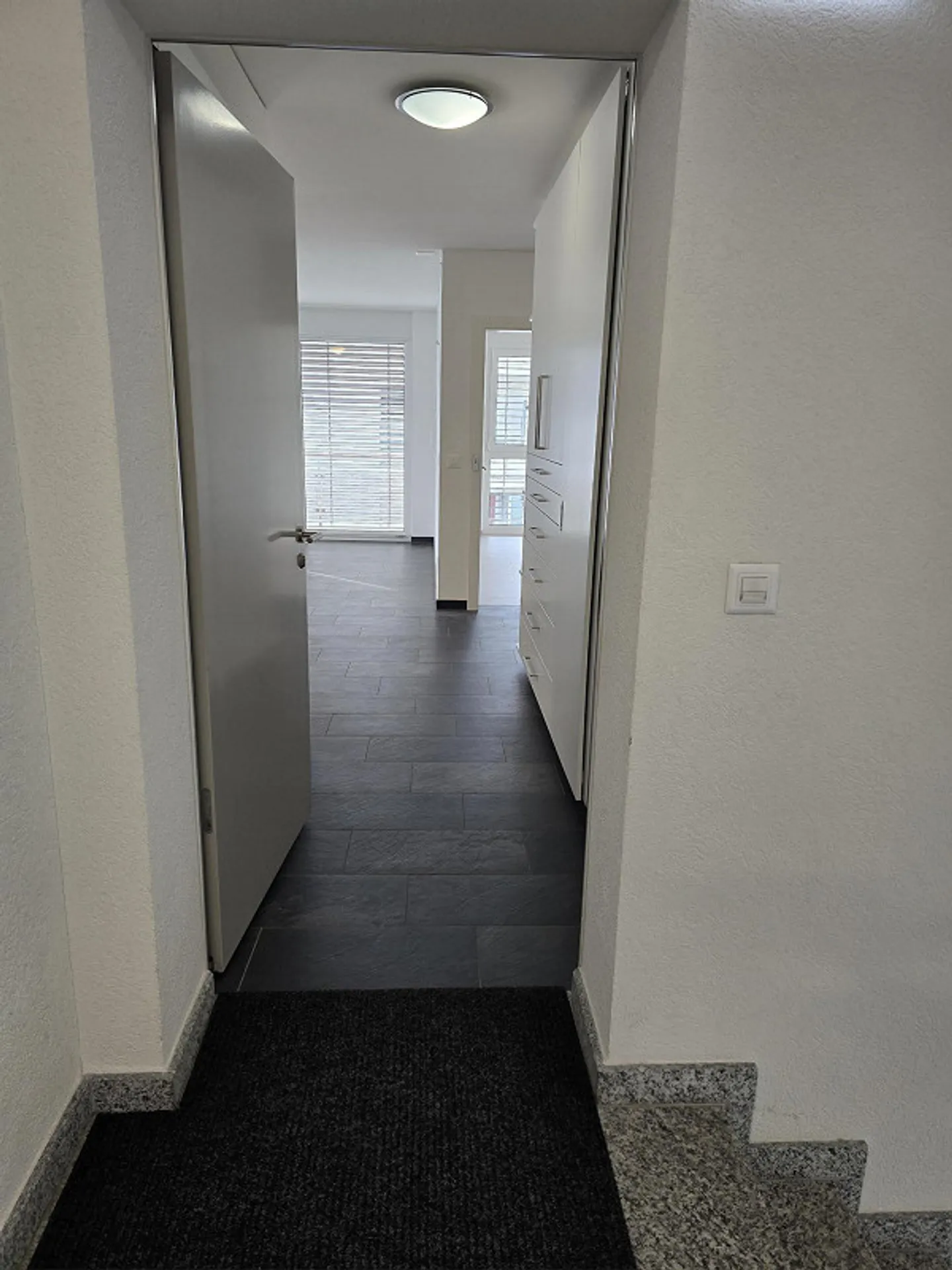 Sehr schöne 4,5-Zimmer-Wohnung in Sion-Champsec - Foto 1 von 30
