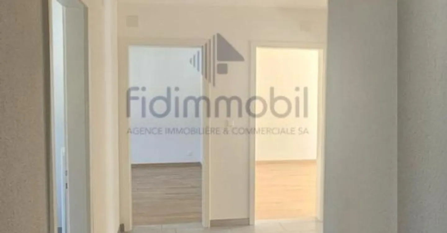 Schöne 3-Zimmer-Wohnung im 2. Stock - Foto 3 von 6
