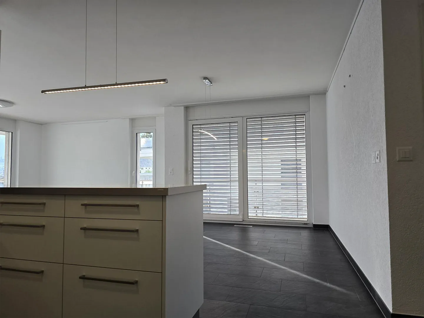 Sehr schöne 4,5-Zimmer-Wohnung in Sion-Champsec - Foto 6 von 30