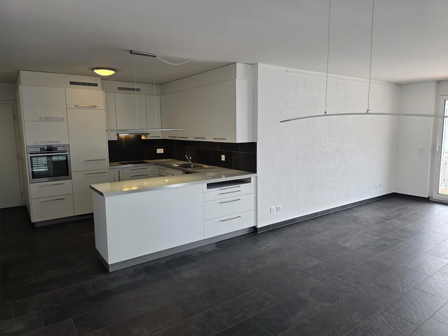 Sehr schöne 4,5-Zimmer-Wohnung in Sion-Champsec - Foto 7 von 30