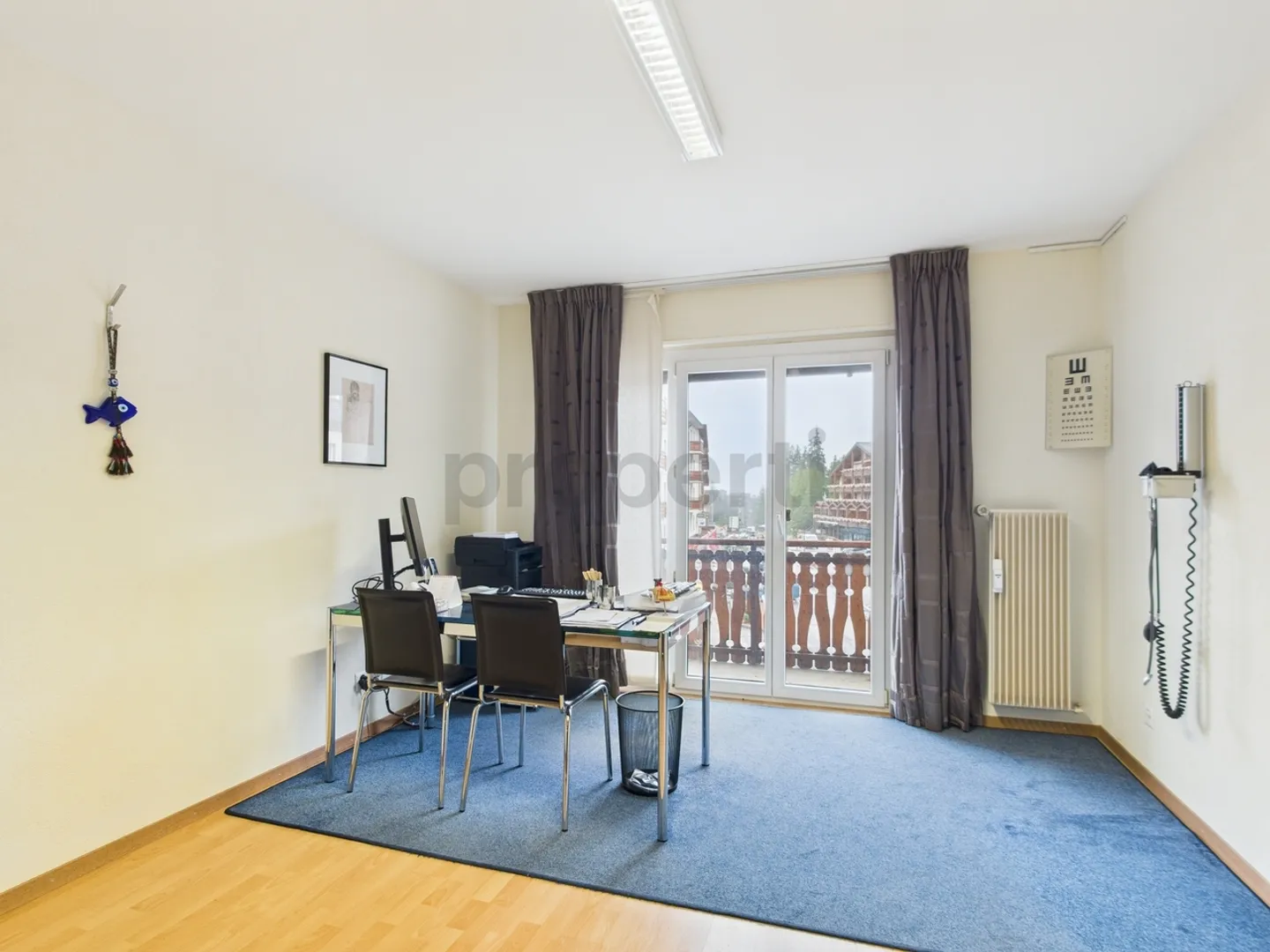 4,5-Zimmer-Wohnung im Herzen von Crans VS - Charme, Raum und Renovierungspotenzial - Foto 7 von 9