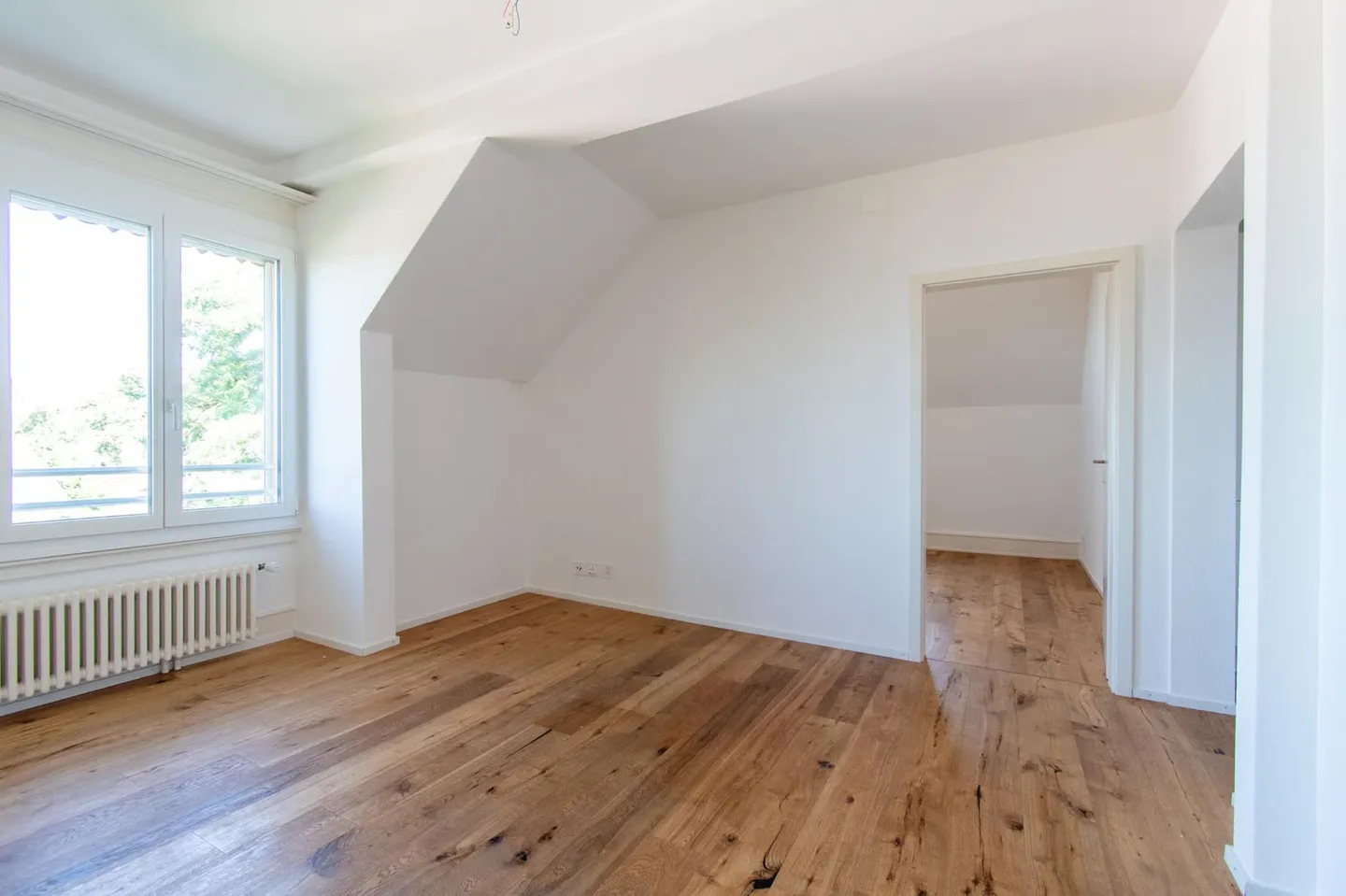 Charmante 2.5 Zimmer Wohnung - Foto 1 von 9